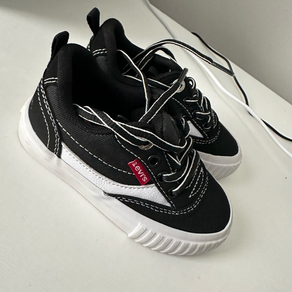 Levi’s kids sneakers